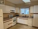 2210 Columbia Avenue Unit# 25, Castlegar, BC  - Indoor Photo Showing Kitchen With Double Sink 