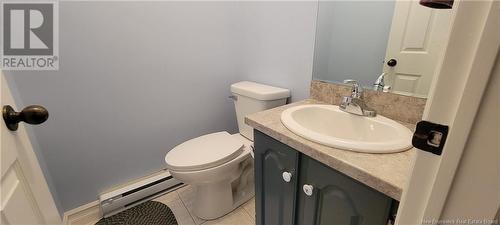 40 Elmhurst, Moncton, NB - Indoor Photo Showing Bathroom