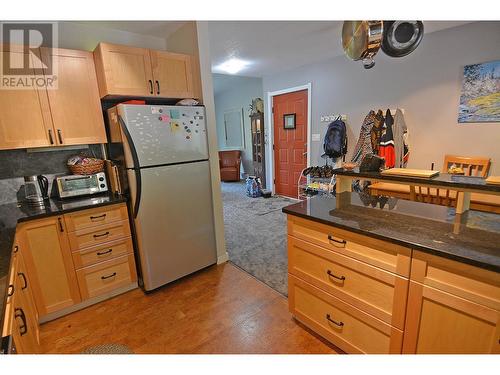 1691  3A Highway Unit# 7, Nelson, BC - Indoor Photo Showing Kitchen