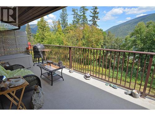 1691  3A Highway Unit# 7, Nelson, BC - Outdoor With Balcony With Exterior