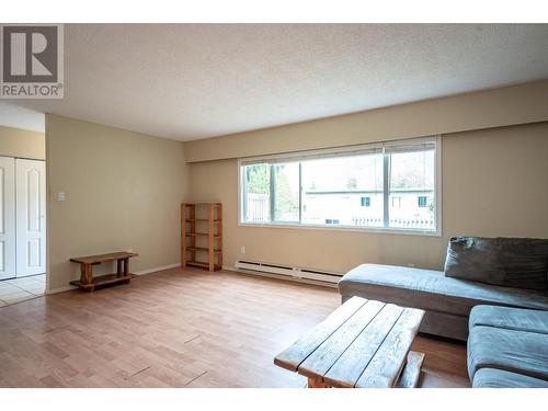 443 Richards    W Street, Nelson, BC - Indoor