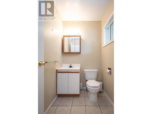 443 Richards    W Street, Nelson, BC - Indoor Photo Showing Bathroom