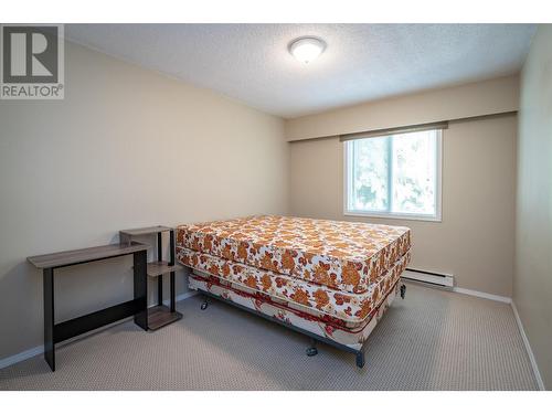 443 Richards    W Street, Nelson, BC - Indoor Photo Showing Bedroom