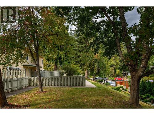 443 Richards    W Street, Nelson, BC - Outdoor