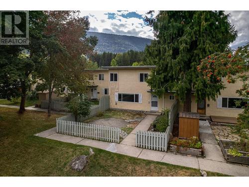 443 Richards    W Street, Nelson, BC - Outdoor