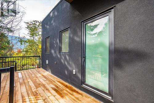 616 Richards  Street Unit# B, Nelson, BC - Outdoor With Deck Patio Veranda With Exterior