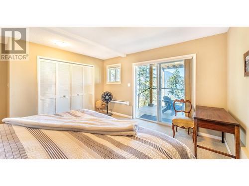 14533 Smith Road, Gray Creek, BC - Indoor Photo Showing Bedroom