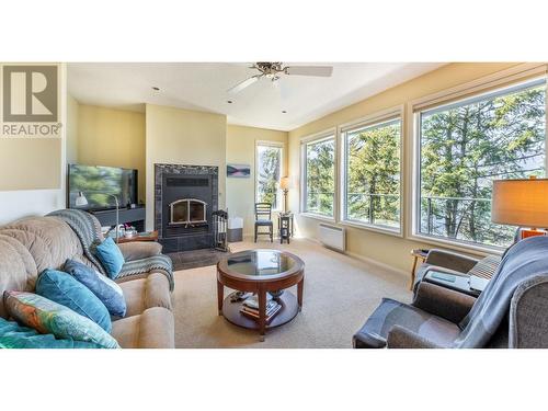 14533 Smith Road, Gray Creek, BC - Indoor Photo Showing Living Room With Fireplace