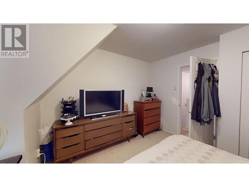 1004 23Rd  N Avenue Unit# 211, Cranbrook, BC - Indoor Photo Showing Bedroom