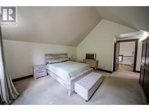 437 Canyon  Trail Unit# A, Fernie, BC - Indoor Photo Showing Bedroom