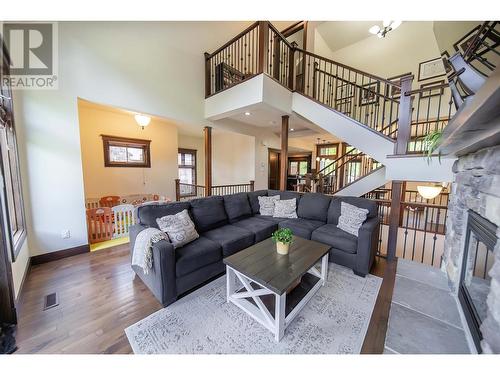 437 Canyon  Trail Unit# A, Fernie, BC - Indoor Photo Showing Living Room