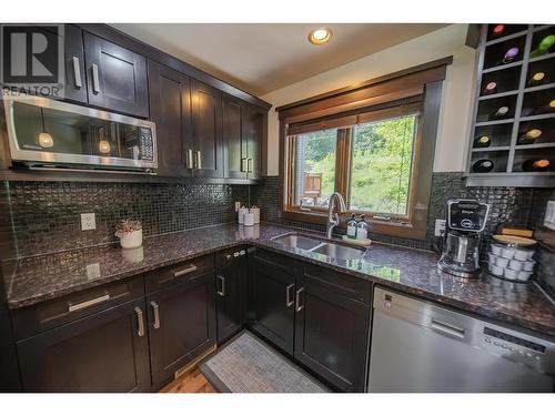 437 Canyon  Trail Unit# A, Fernie, BC - Indoor Photo Showing Kitchen With Double Sink