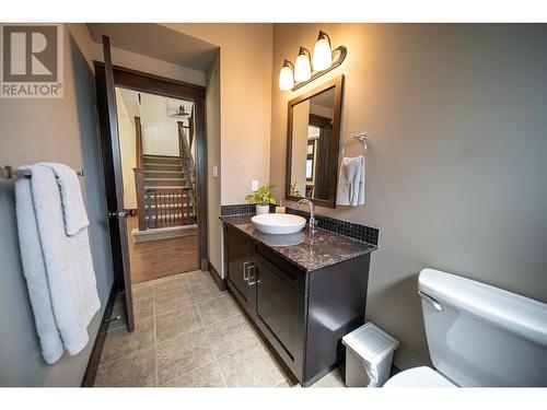 437 Canyon  Trail Unit# A, Fernie, BC - Indoor Photo Showing Bathroom