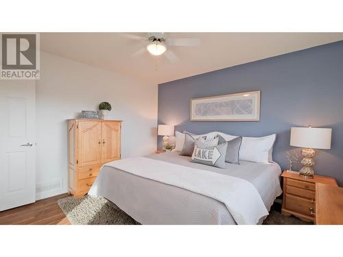 122 Acacia Crescent, Penticton, BC - Indoor Photo Showing Bedroom