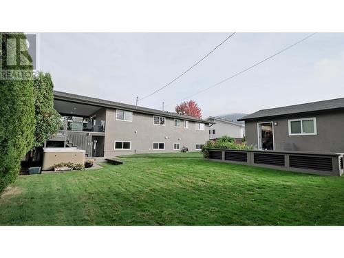 122 Acacia Crescent, Penticton, BC - Outdoor With Exterior