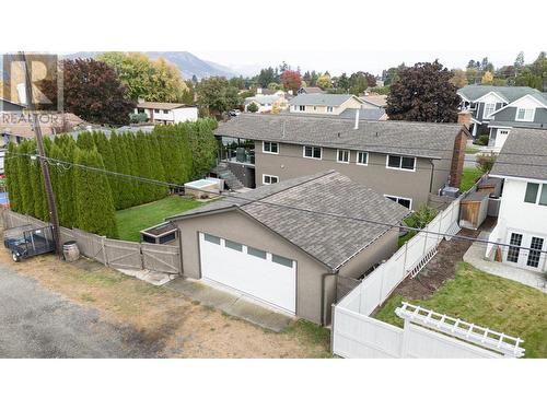 122 Acacia Crescent, Penticton, BC - Outdoor