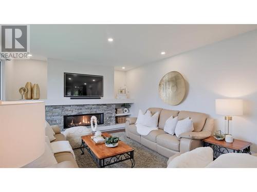 122 Acacia Crescent, Penticton, BC - Indoor Photo Showing Living Room With Fireplace