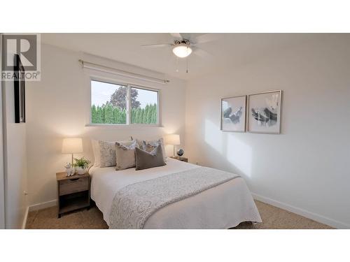 122 Acacia Crescent, Penticton, BC - Indoor Photo Showing Bedroom