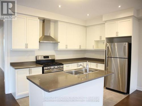 105 Decast Crescent, Markham, ON - Indoor Photo Showing Kitchen With Stainless Steel Kitchen With Double Sink