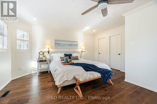 1095 Old Oak Drive, Oakville, ON - Indoor Photo Showing Bedroom