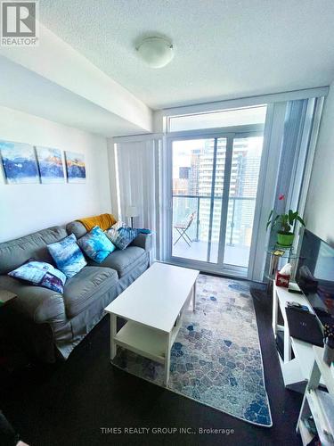 2901 - 125 Redpath Avenue, Toronto, ON - Indoor Photo Showing Living Room