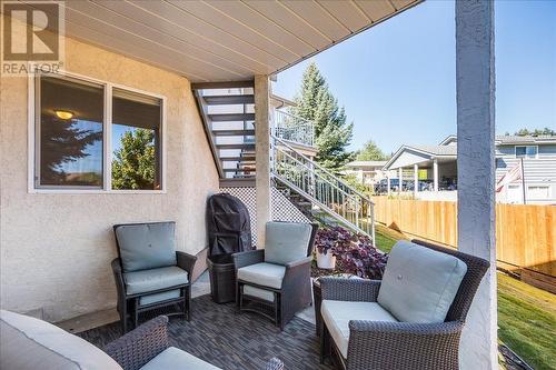 422 Beasley  W Crescent, Nelson, BC - Outdoor With Deck Patio Veranda With Exterior