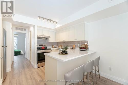 213 - 415 Jarvis Street, Toronto, ON - Indoor Photo Showing Kitchen