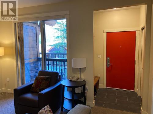 2049 Summit  Drive Unit# 214D, Panorama, BC - Indoor