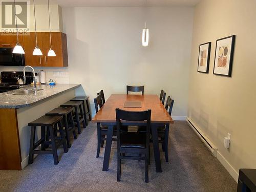 2049 Summit  Drive Unit# 214D, Panorama, BC - Indoor Photo Showing Dining Room