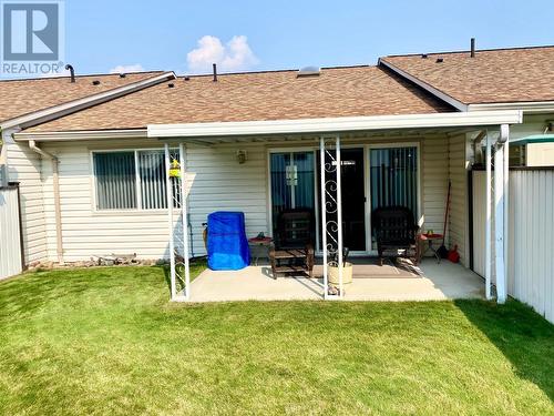 2210 Columbia Avenue Unit# 3, Castlegar, BC - Outdoor