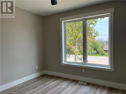 1 - 242 South Rankin Street, Saugeen Shores, ON - Indoor Photo Showing Other Room