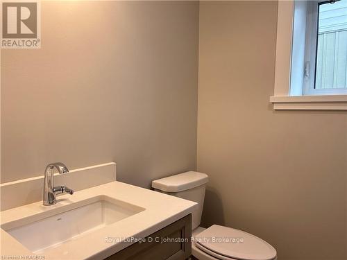 1 - 242 South Rankin Street, Saugeen Shores, ON - Indoor Photo Showing Bathroom