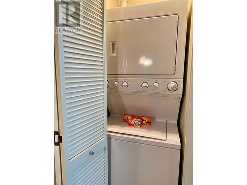 2049 Summit  Drive Unit# 312A, Panorama, BC - Indoor Photo Showing Laundry Room