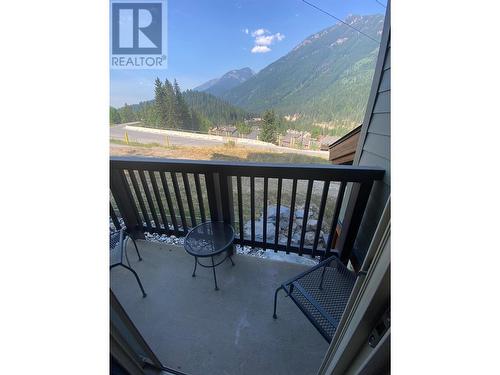 2049 Summit  Drive Unit# 312A, Panorama, BC - Outdoor