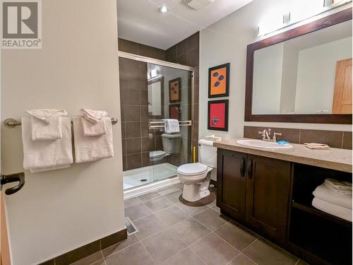 5150 Fairway  Drive Unit# 29-A3, Fairmont Hot Springs, BC - Indoor Photo Showing Bathroom