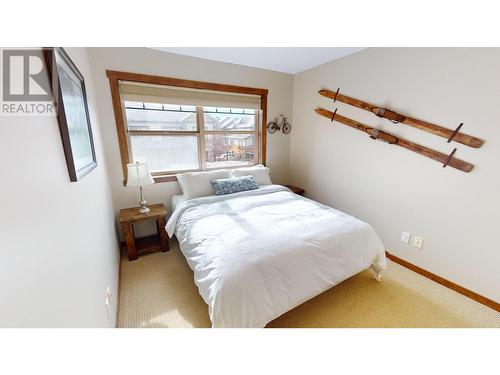 1000 9Th  Street Unit# 23, Invermere, BC - Indoor Photo Showing Bedroom