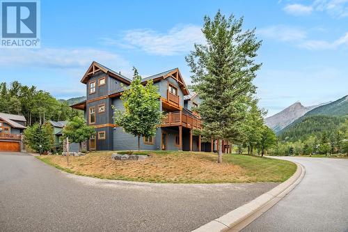 425 Canyon  Trail Unit# C, Fernie, BC - Outdoor With Facade