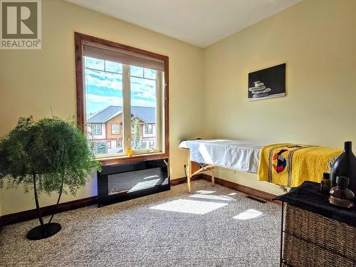 4878 Ridge  Road Unit# 25, Radium Hot Springs, BC - Indoor Photo Showing Bedroom