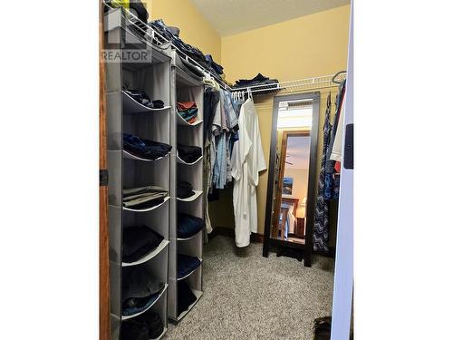 4878 Ridge  Road Unit# 25, Radium Hot Springs, BC - Indoor With Storage