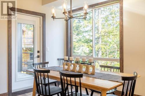 4576 Timberline Crescent Unit# 40, Fernie, BC - Indoor Photo Showing Dining Room