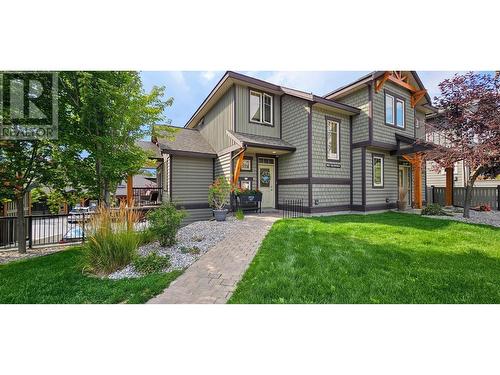 906 6Th  Avenue Unit# 1, Invermere, BC - Outdoor