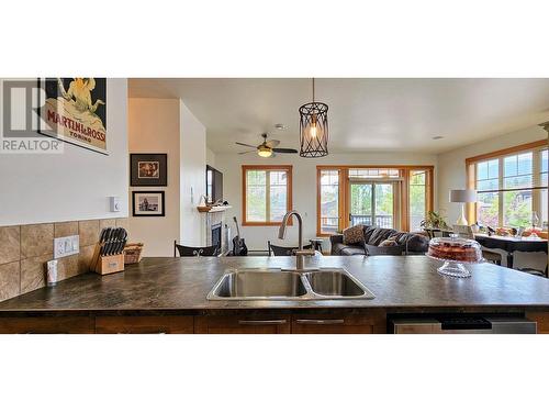 906 6Th  Avenue Unit# 1, Invermere, BC - Indoor Photo Showing Kitchen With Double Sink