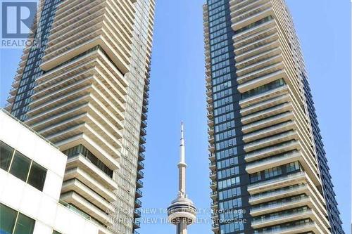 1808 - 125 Blue Jays Way, Toronto, ON - Outdoor With Balcony With Facade