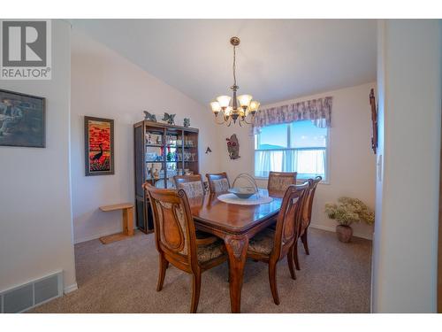 420 20Th  N Avenue Unit# 4, Creston, BC - Indoor Photo Showing Dining Room