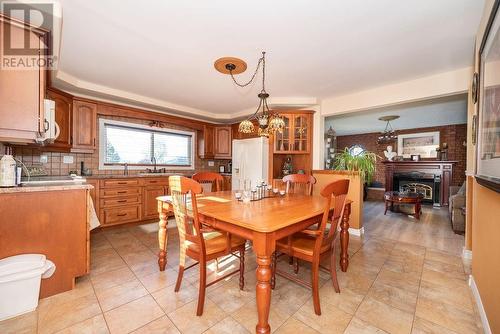 1315 Blakely Crescent, Pembroke, ON - Indoor Photo Showing Dining Room