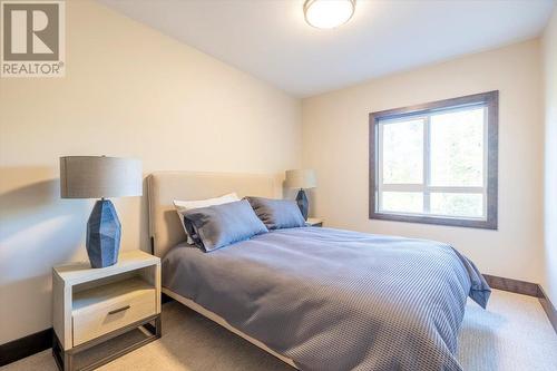 4576 Timberline Crescent Unit# 39, Fernie, BC - Indoor Photo Showing Bedroom