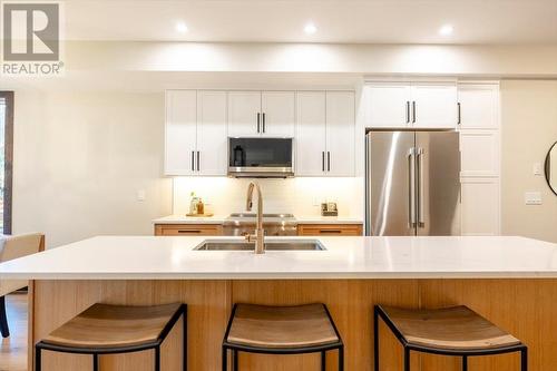 4576 Timberline Crescent Unit# 39, Fernie, BC - Indoor Photo Showing Kitchen With Double Sink With Upgraded Kitchen