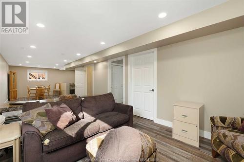 1453 Girard Drive, Lakeshore, ON - Indoor Photo Showing Living Room