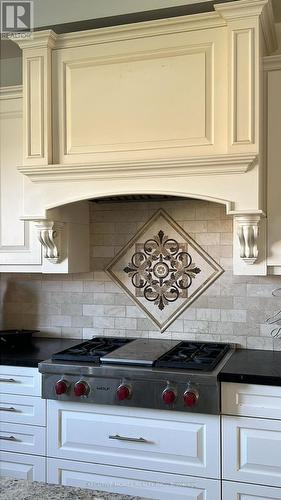 293 Torrey Pines Road, Vaughan, ON - Indoor Photo Showing Kitchen