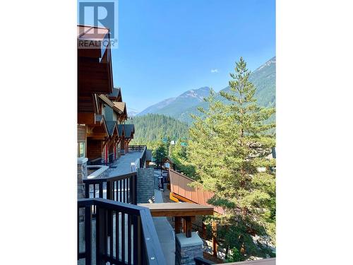 2049 Summit Drive Unit# 214C, Panorama, BC - Outdoor